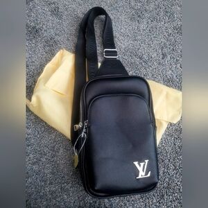 Black Louis Vuitton Women's Crossbody Bag